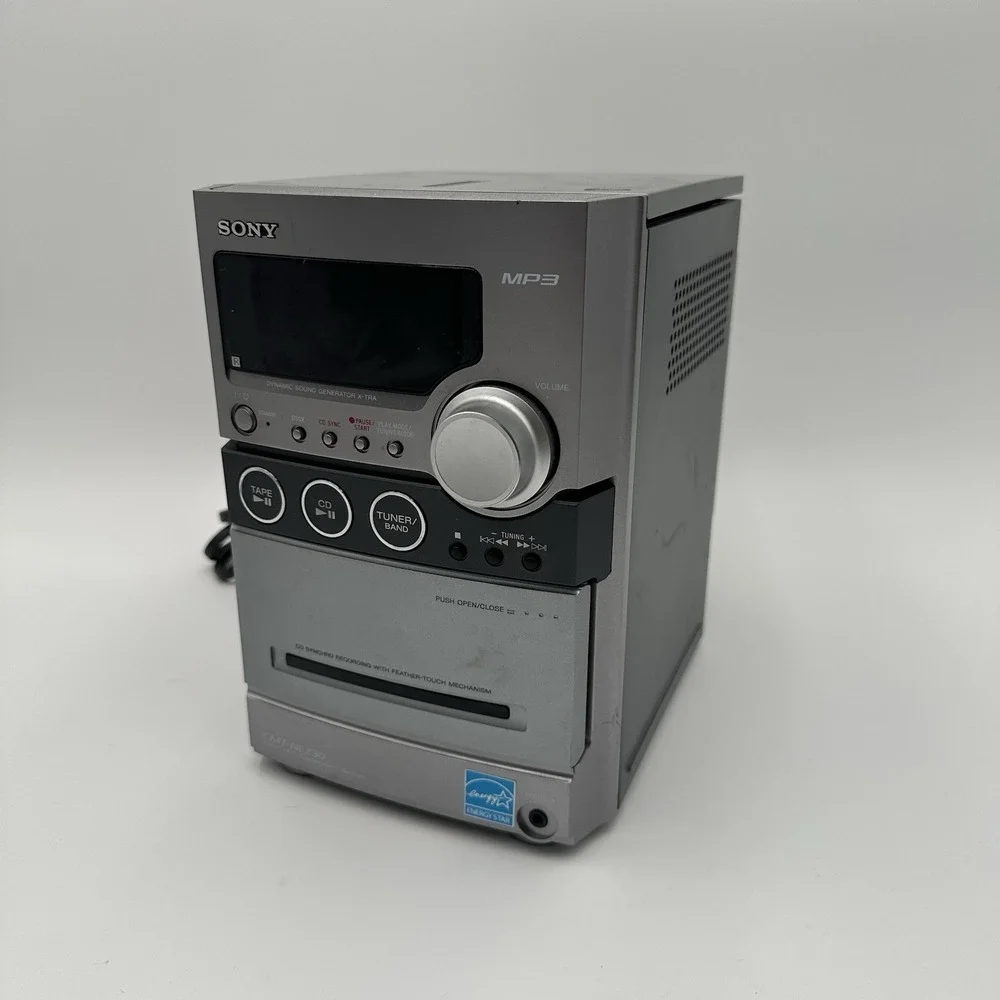 Sony HCD-NEZ30 Shelf Stereo Receiver CD Player AM/FM Radio 45W OEM Turns On